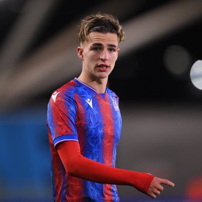 チェルシーが“18歳の逸材”を強奪　ジェシー・デリー獲得合意と報道