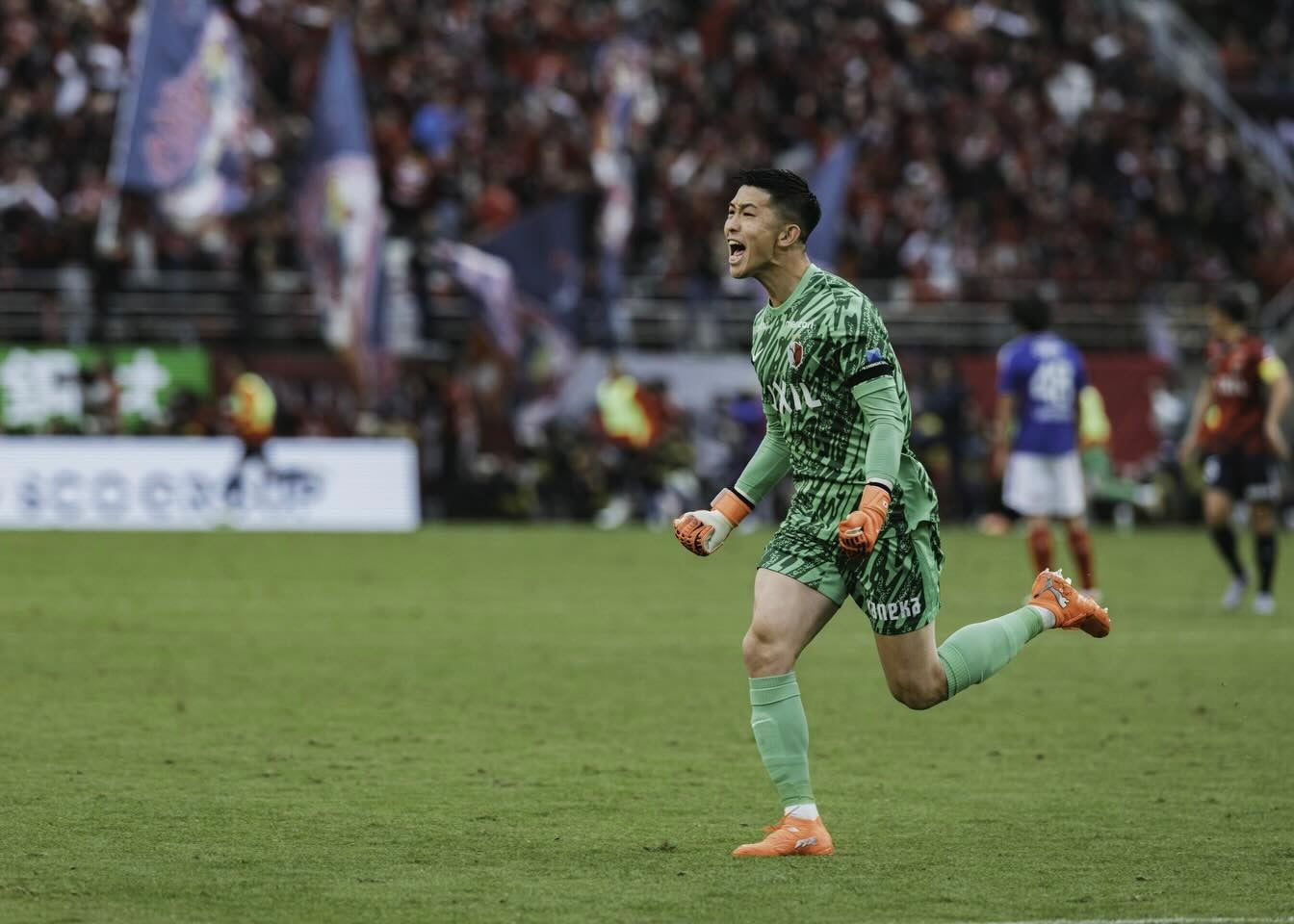 「Best moments」鹿島の守護神・早川友基が歓喜の投稿！タイトルに導いた雄叫びショットが話題