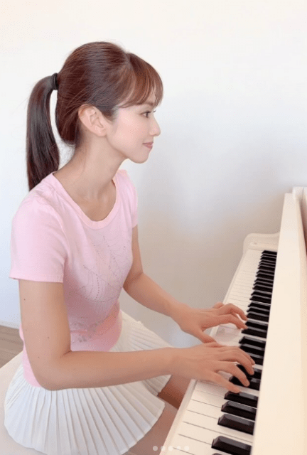 「夏の曲といえばサザンオールスターズ」美人インフルエンサー、