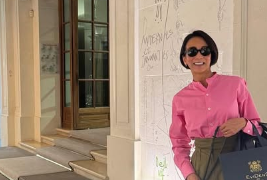 中村江里子、パリのアペリティフSHOT公開「スズランの日」に込めた想いも話題