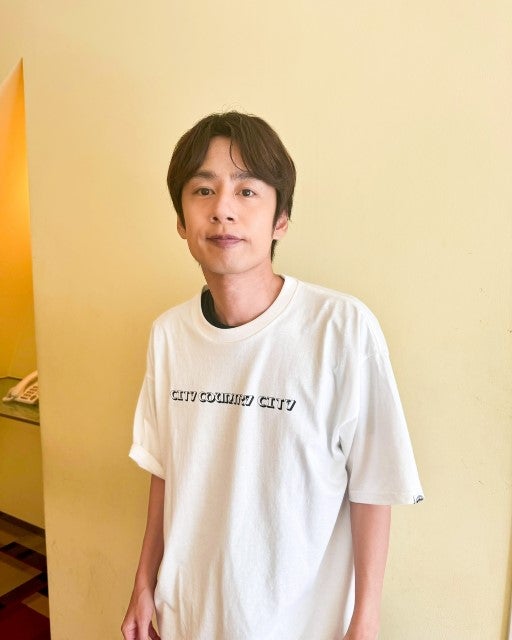 中丸雄一、生放送終了後の写真に「やりとげた感満載」