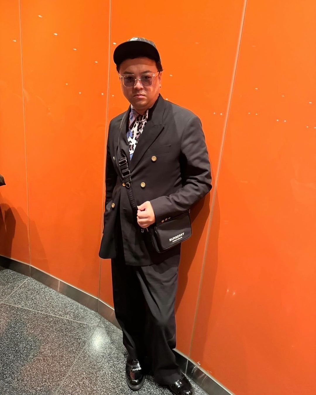 とろサーモン久保田がマイメンの結婚式に「バチイケすぎる」