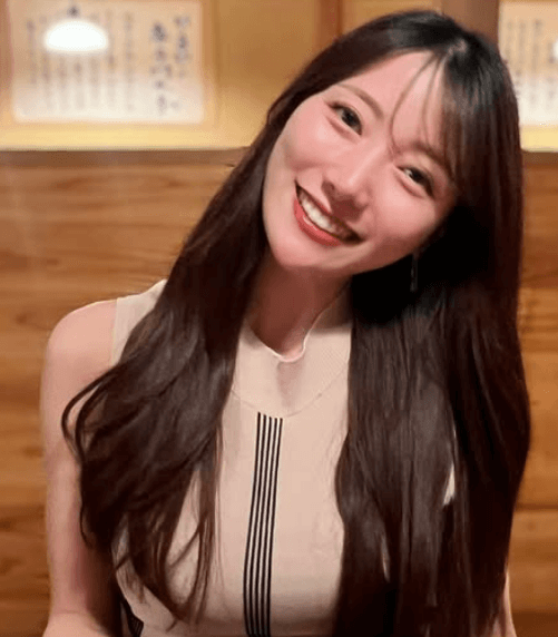 「可愛くてデレデレです」野球美女子、もつ鍋DAYで魅せた”MAXスマイル”にファンガチ惚れ状態！「向かいの席でこの表情をされてしまったら…」