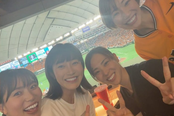 たまたま!?狩野舞子が観戦したプロ野球交流戦で新鍋・石井が始球式