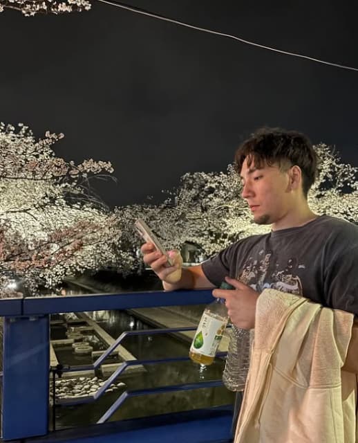 ハンドボール選手・戸井凱音がイケメンショットを公開し、ファン歓喜！