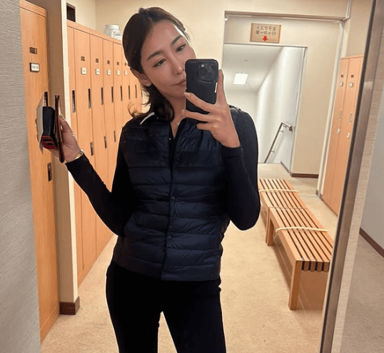 「ナイススイング！」寿司店の女将を務めるゴルフ美女子、ラウンド中のスイングムービーを披露！ファン歓喜