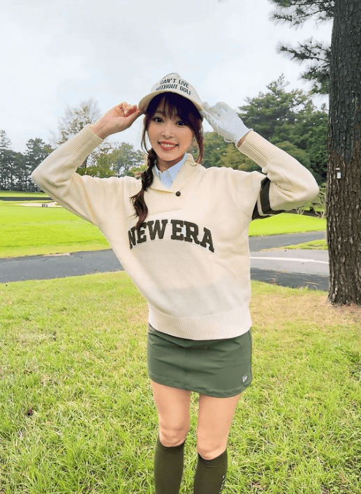 グラドル・亀澤杏菜、”おさげのイイ女”モードで秒速惚れなゴルフウェア姿を披露！