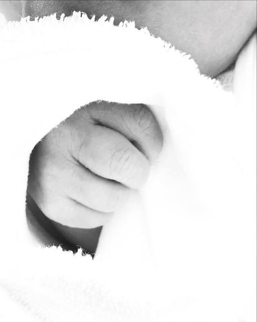 「実は母になりました」女優・貫地谷しほり、