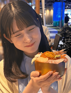 20歳アイドル 幸せ感満載の近影にファン悶絶「世界一かわいい 」