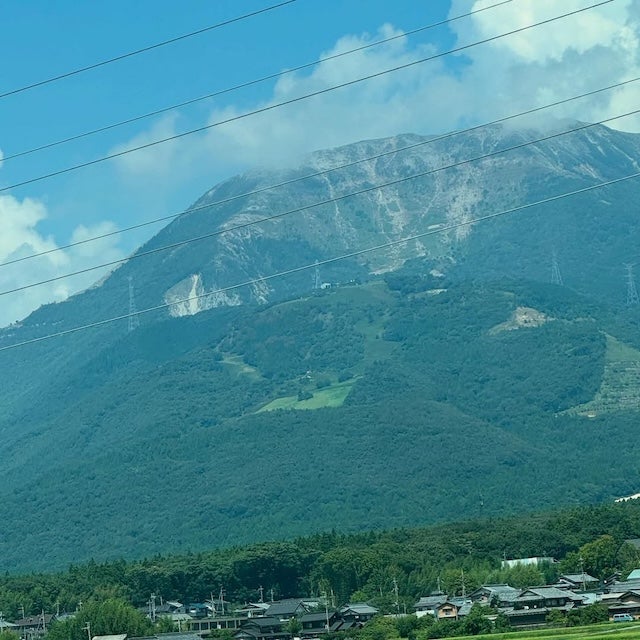 故郷の風景と番組卒業…尾木ママが新幹線から見た伊吹山で感じた