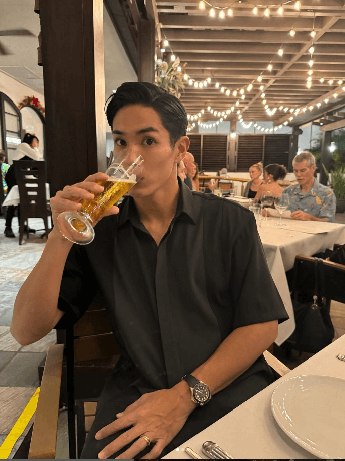 武藤嘉紀がクリスマスにハワイでリフレッシュ✨娘との３ショットも公開👀