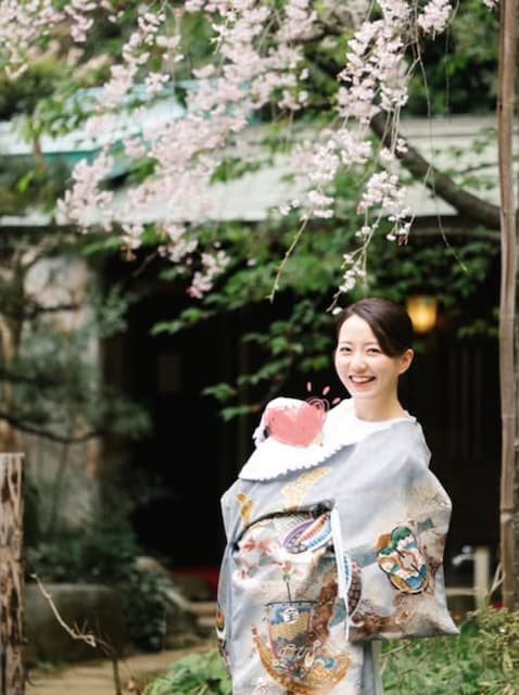 内田嶺衣奈がお宮参りの写真を投稿にファンほっこり