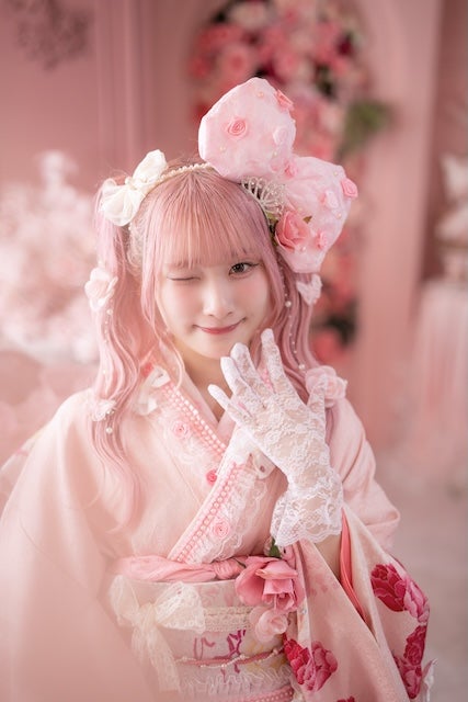 「世界一ピンクが似合う女の子」人気アイドルが活動7年目でついに20歳に