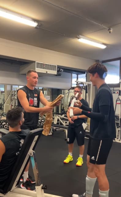 「なんて素敵なプレゼント」石川祐希に所属チームペルージャから驚きのプレゼント！中身は…？