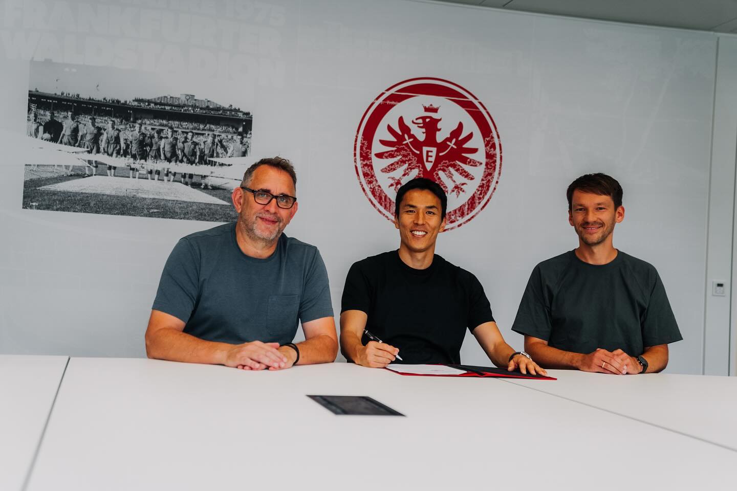 現役引退の長谷部誠、正式に指導者の道へ！