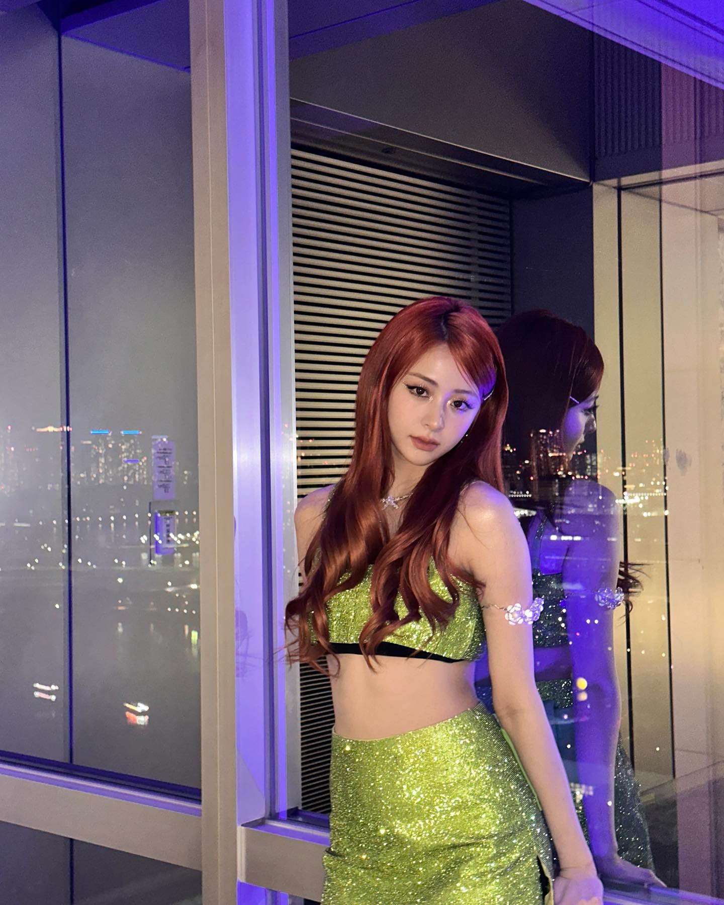 美の暴力!?世界で活躍するLE SSERAFIM・ユンジン最新ショットを公開❤️‍🔥📸