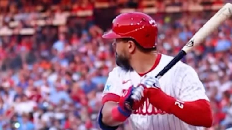 MLBが3つの角度からお送りします！カイル・シュワーバーの豪快なホームラン