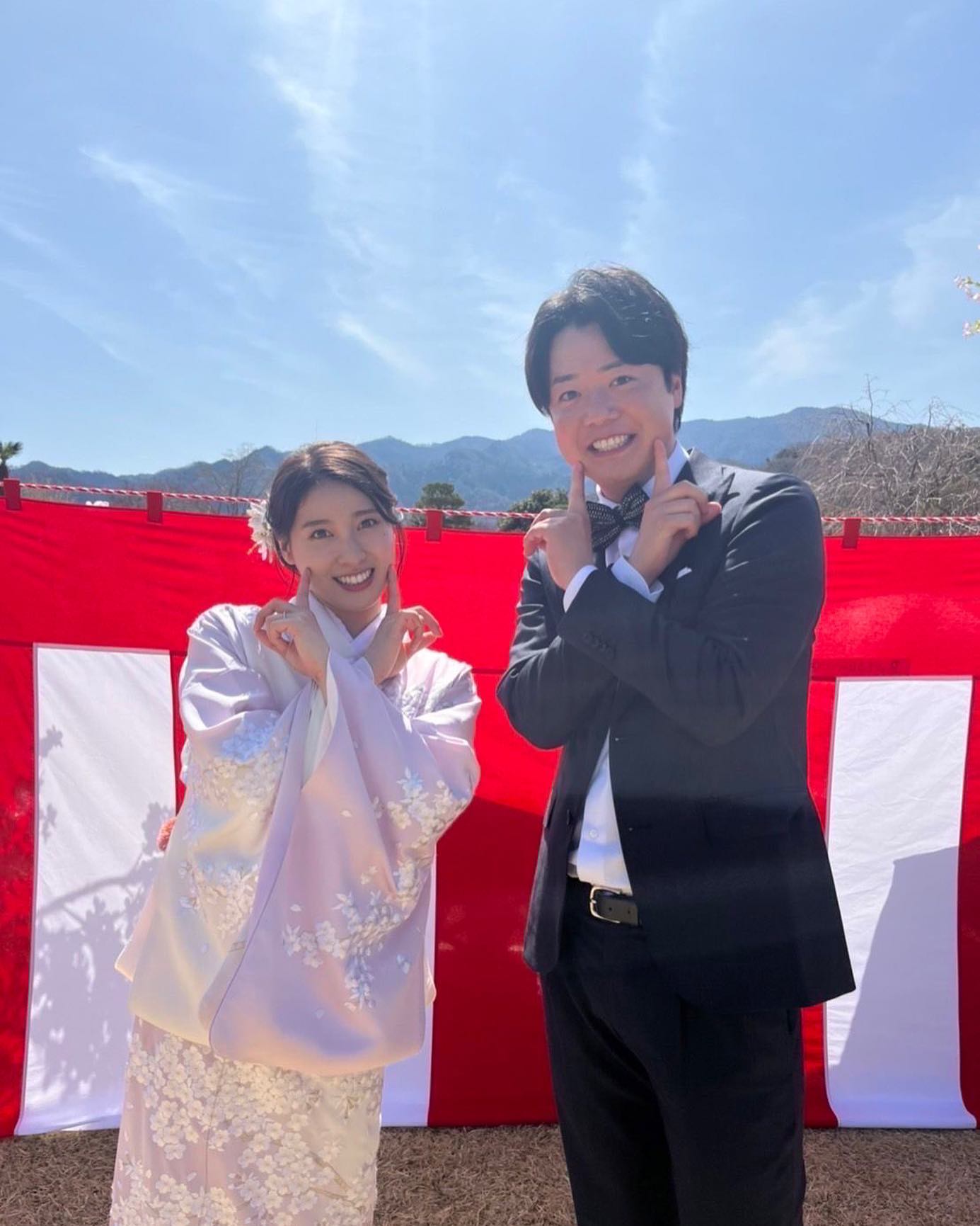 「太鳳ちゃんシュウペイポーズ可愛い💕」ドラマ主演中の土屋太鳳さんがシュウペイポーズを披露✨