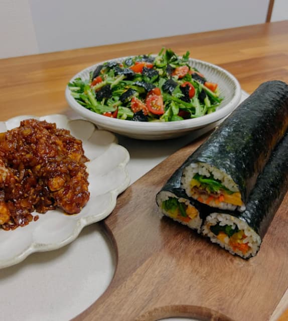 鮫島彩、キンパで節分を満喫！『ヤンニョムチキンも最高でした』