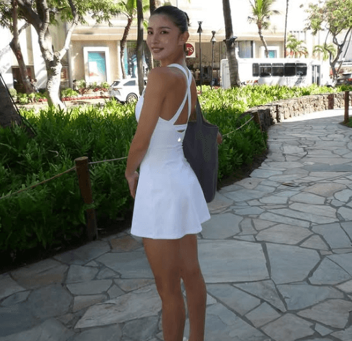 あの人気ジム女子モデル、”常夏リターンズ”な小麦色BODYを披露しファン歓喜「めちゃ綺麗っす！」