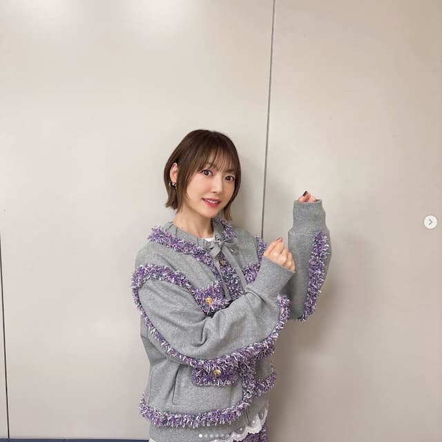 花澤香菜が衣装まとめを投稿！かわいいと話題に | 話題の投稿 