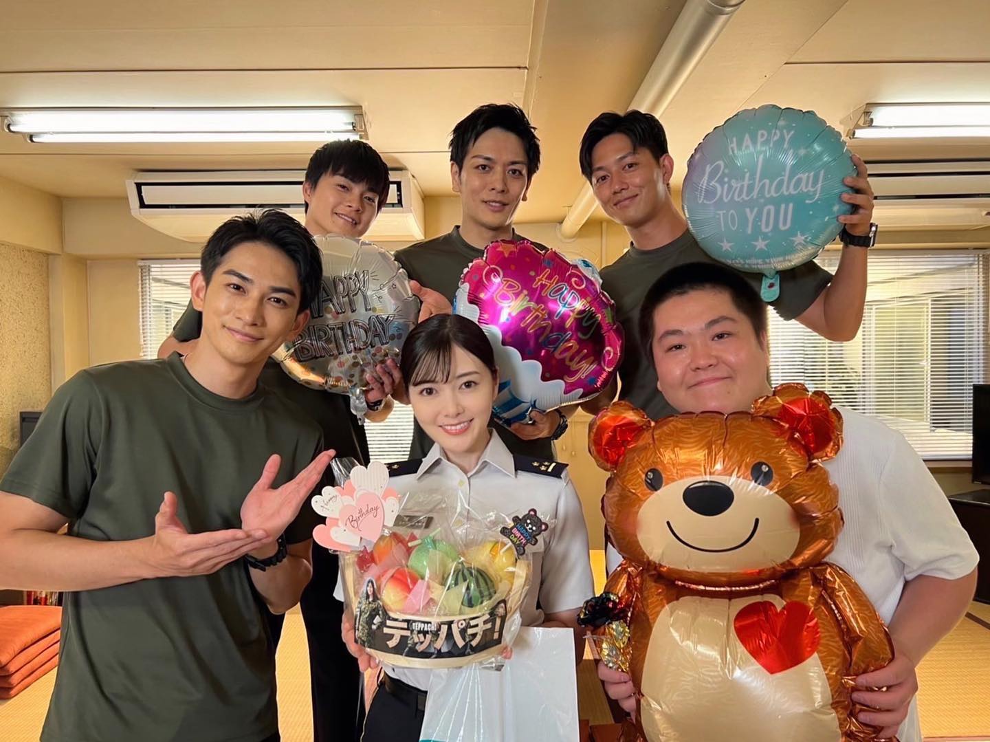 30歳迎えた白石麻衣さん『テッパチ！』メンバーからサプライズ⁉