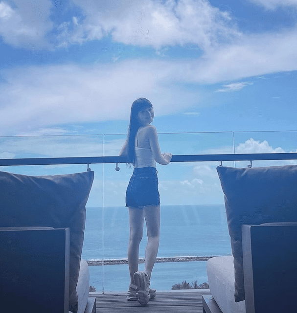 元乃木坂46・高山一実が美脚披露 最新投稿が話題に