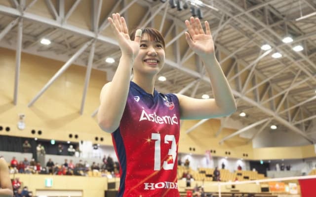 女子バレー・野中瑠衣がチームを退団「もっとレベルアップしていけるよう頑張ります」