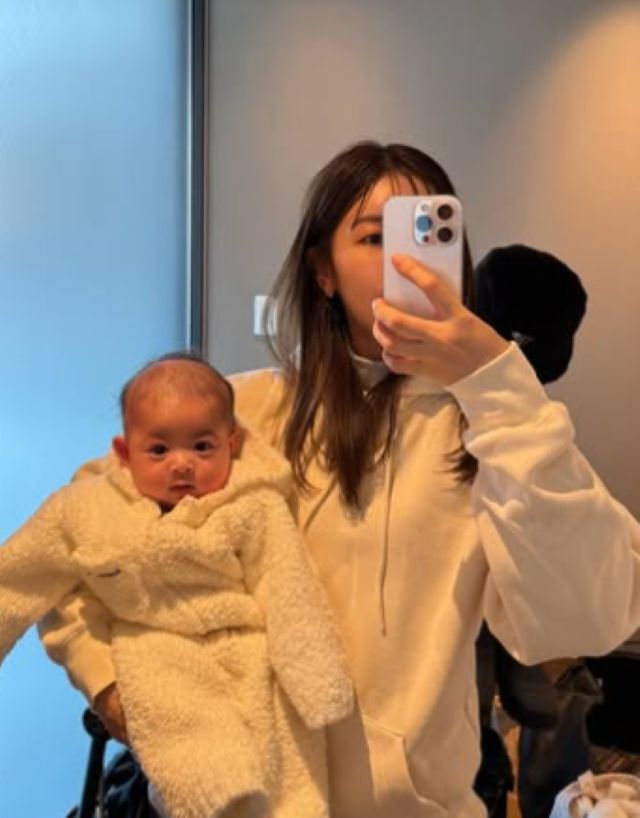 仲良しすぎる！舟山久美子が家族で軽井沢にお出かけ