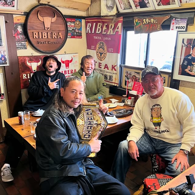 「◯◯さんに呼び出されました。」長瀬智也、レジェンドレスラーそろい踏み"豪華会合"ショットが話題！