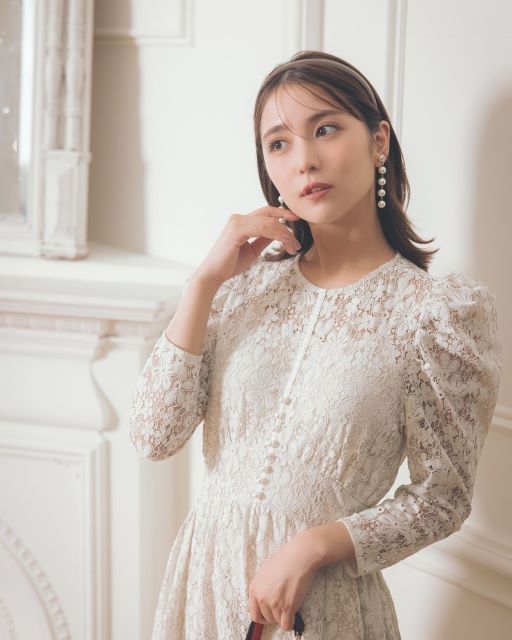 「どこかのお嬢様？」石川恋、可愛すぎる清楚コーデ10連発にファン歓喜！