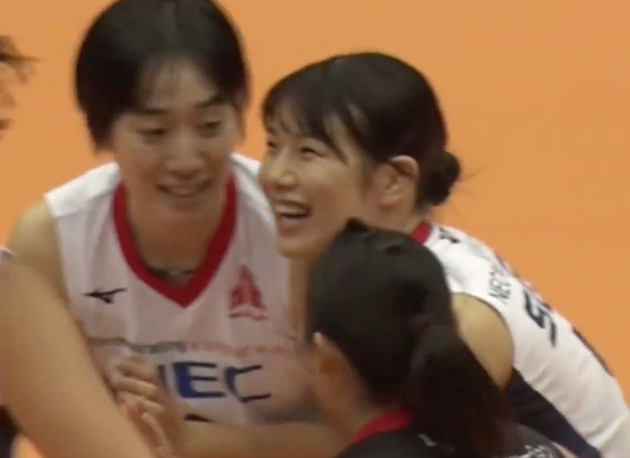 Ｖリーグ女子　NECレッドロケッツ vs. 日立Astemoリヴァーレ 2021/11/6【ハイライト】