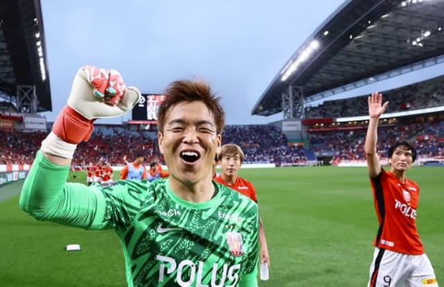 「ホームでの勝利は格別だ！」サッカー・西川周作が怪我後の復帰戦で勝利！