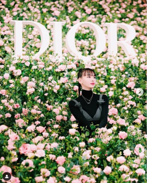 「天国ですか？」鈴木えみ、目力際立つショットにファンからの反響が続々！