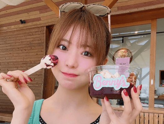 「なまら！めんこい」人気モデル古宇利島で魅せた”アサイー・ショット”！可愛いとファン惚れ惚れ