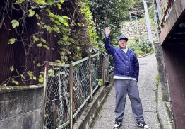 極楽とんぼ山本圭壱、「最近太った？」投稿にファン大反響！幸せ太り説で盛り上がる