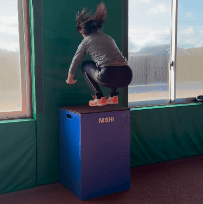 「前世はうさぎですね」人気の美女陸上選手、”ひたすら跳ぶ・ラビットジャンプ”の跳躍力がすごいと話題に「すごい、どうなってんの」