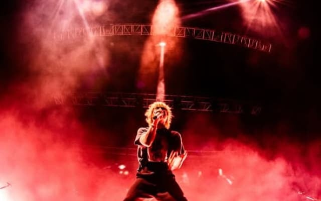 ワンオク・Takaがペルーでのライブに感謝！パフォーマンス姿も公開