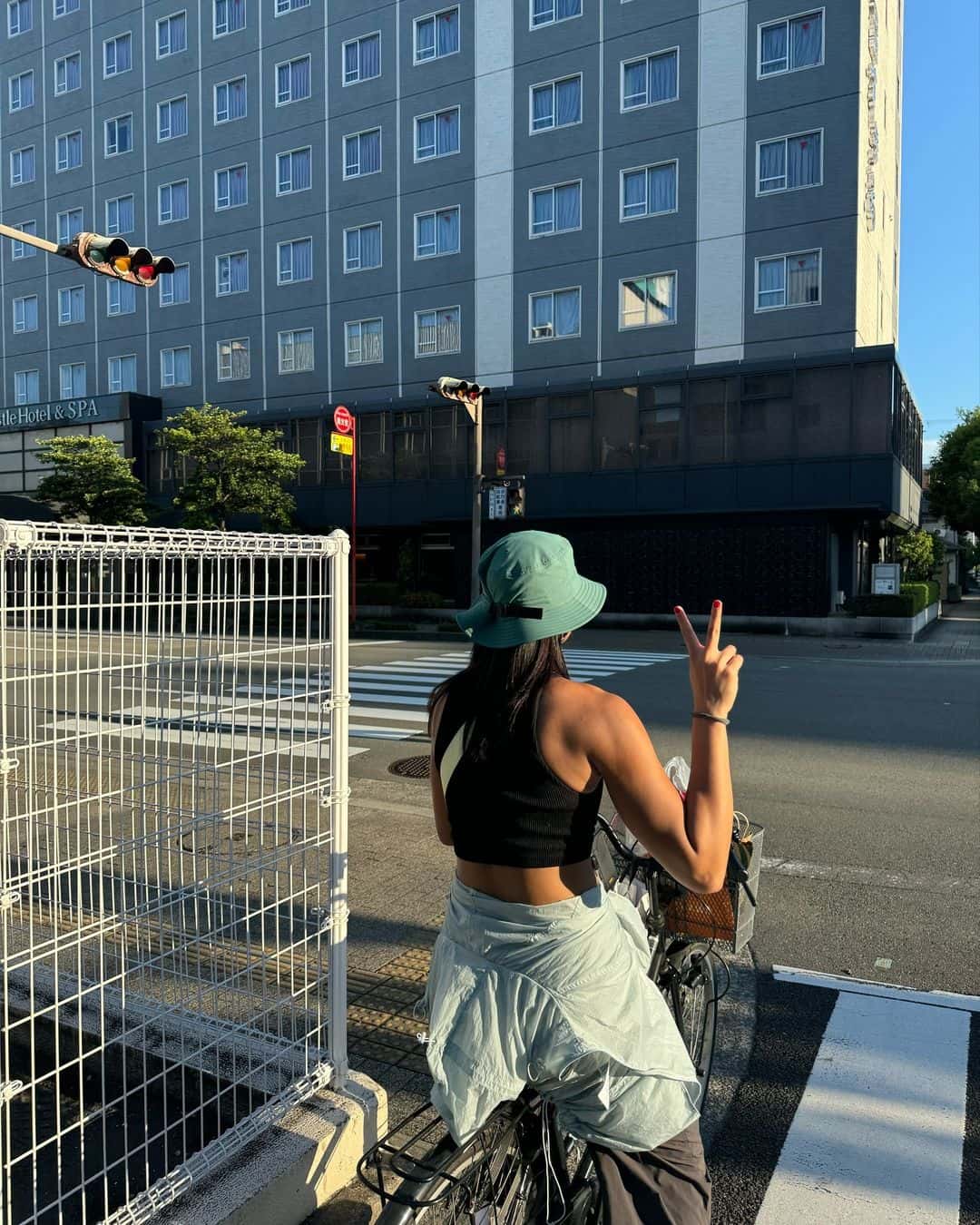 高橋藍との2S話題の“海外美女アスリート”が日本を満喫