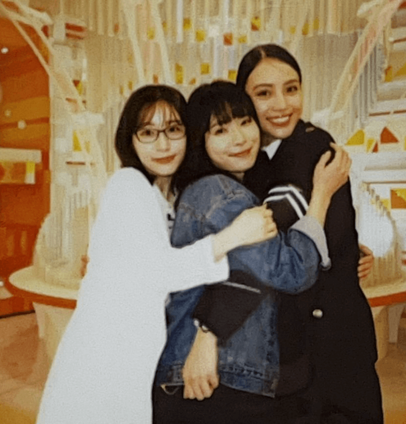 連ドラ共演の豪華女優陣が仲睦まじい様子を公開