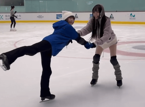 「美しすぎて気絶してしまいました」台湾No.1チアのリン・シャンはスケートが苦手？氷上の”シャル・ウィ・ダンス”に大反響！