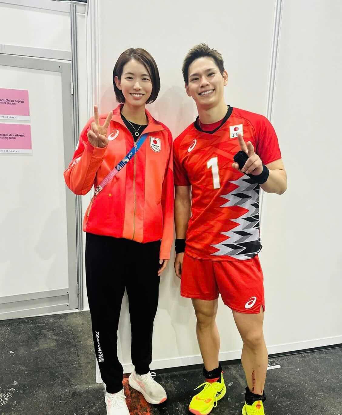 「ゴリラくんも頑張りました！！」古賀紗理那&西田有志夫妻が”超激レア”2ショット公開！