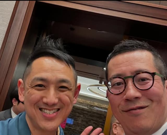 林家木久蔵が“７代目三遊亭円楽”の襲名を祝う