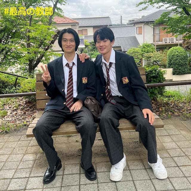 話題のドラマ「最高の教師」の熱演で注目急上昇の俳優のツーショット👀