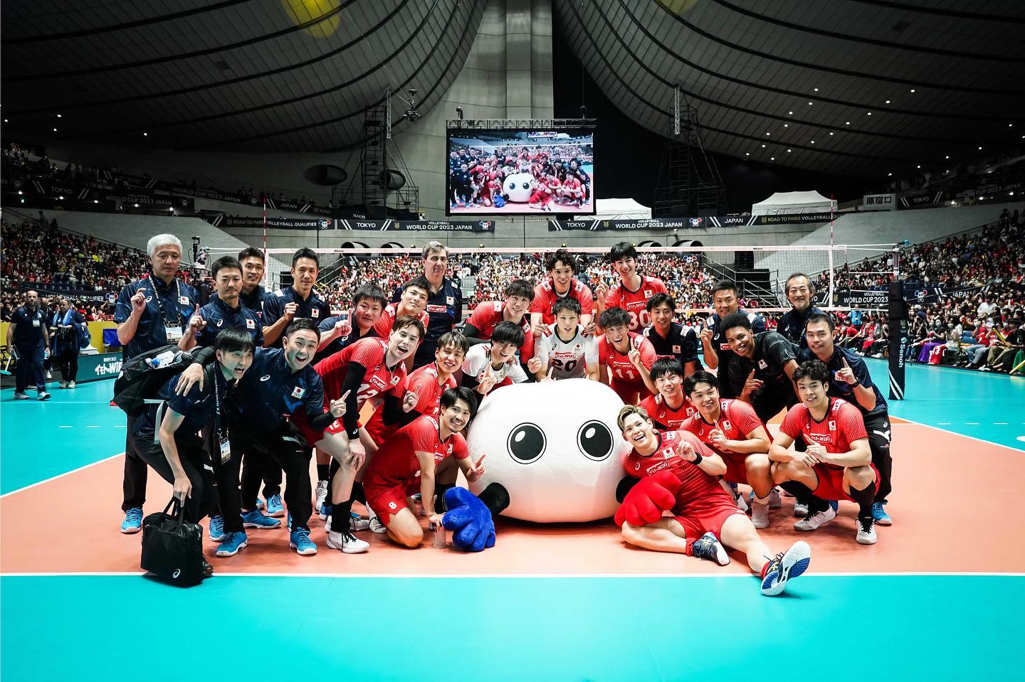 男子バレー初戦勝利🔥小野寺太志が1勝目を報告🇯🇵🏐「タワーオノデラー！！！！」
