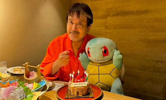 「素敵すぎる…」大御所俳優がお誕生日！相棒のポケモンとお祝いする姿が幸せそうだと話題