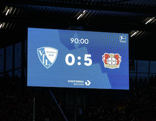 浅野の神通力も機能せず レバークーゼンが無敗を継続