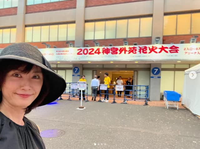 山口もえ、明治神宮花火大会満喫インスタ投稿