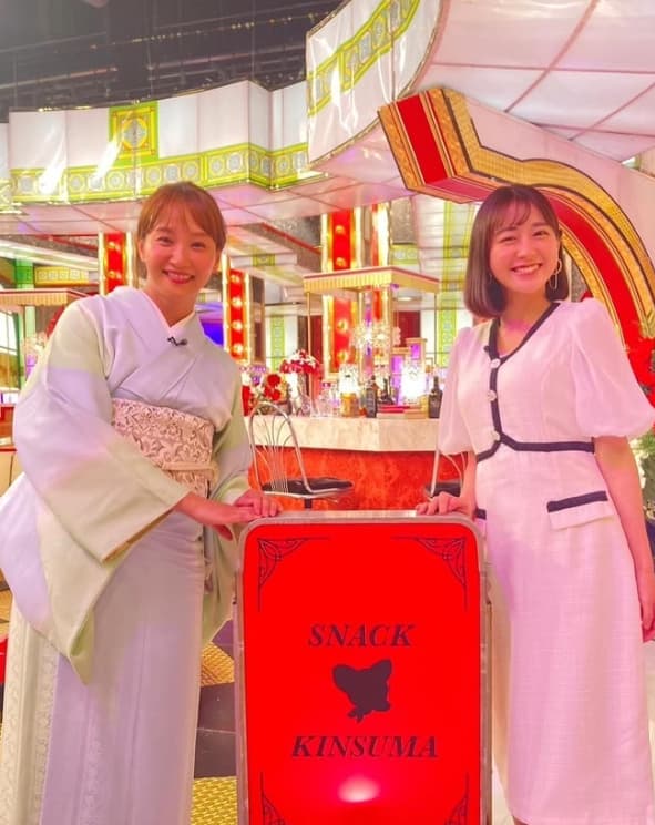 圧巻の歌唱力！！有名タレントが着物でおもてなし！スナック金スマで楽しい時間を過ごしました