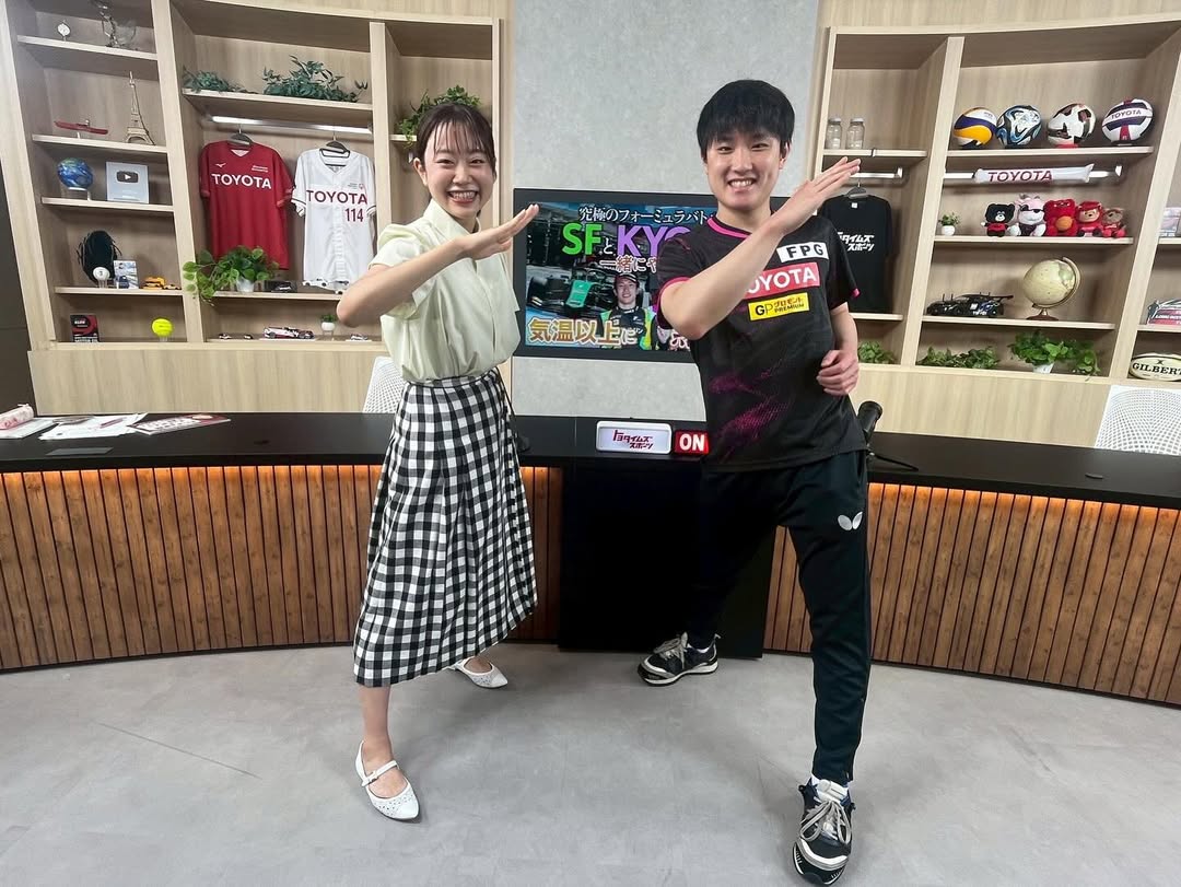 元フェアリージャパン・竹中七海、卓球・張本智和選手と2ショット！「明日も全力で応援」